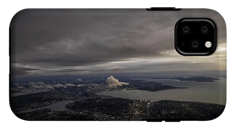 Above the city - Phone Case