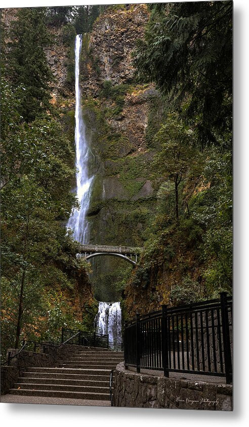 Different view Multnomah Falls - Metal Print