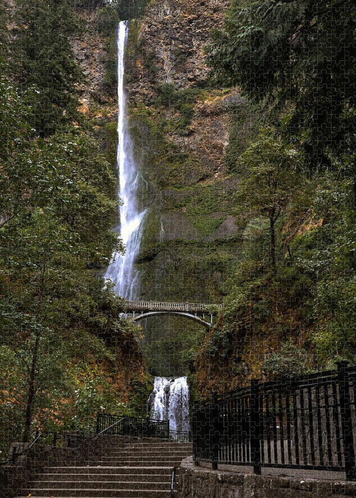 Different view Multnomah Falls - Puzzle