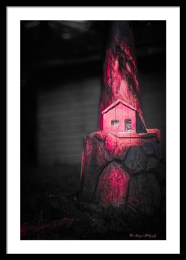 Light house pink - Framed Print