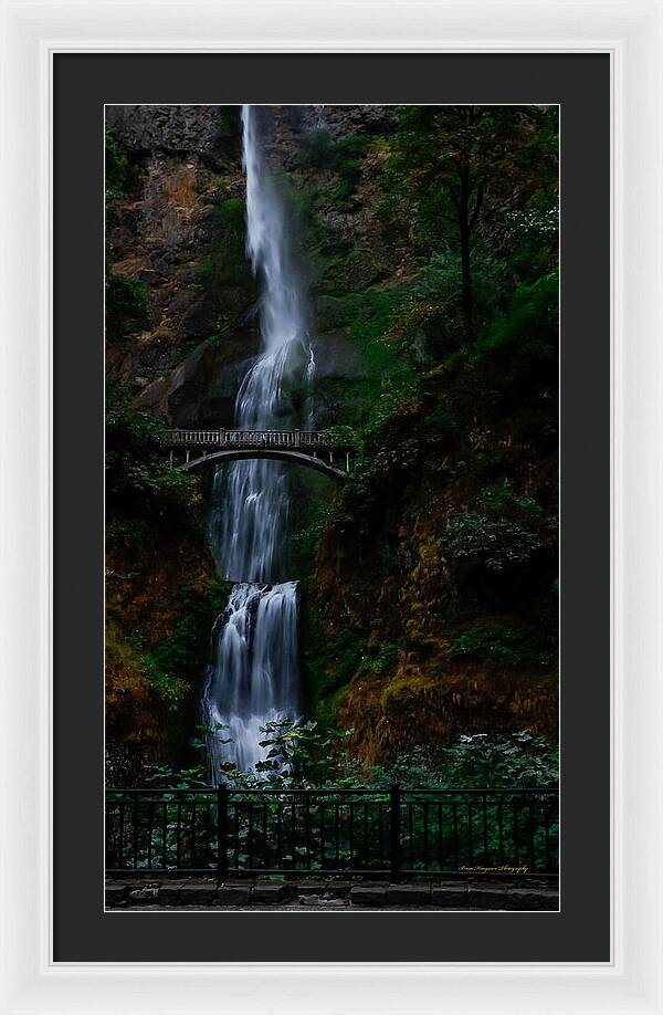 Multnomah Falls - Framed Print