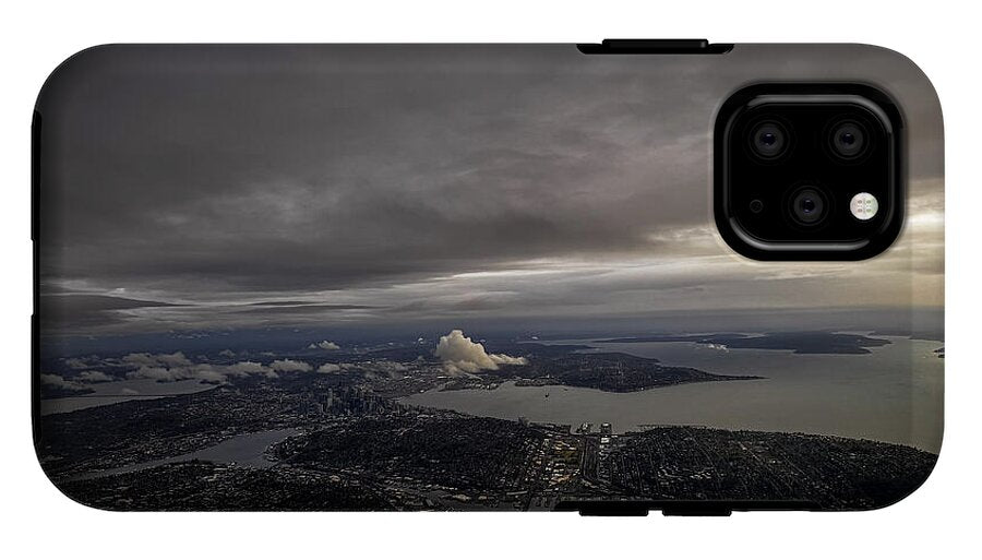 Above the city - Phone Case