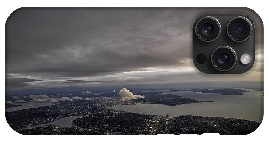 Above the city - Phone Case