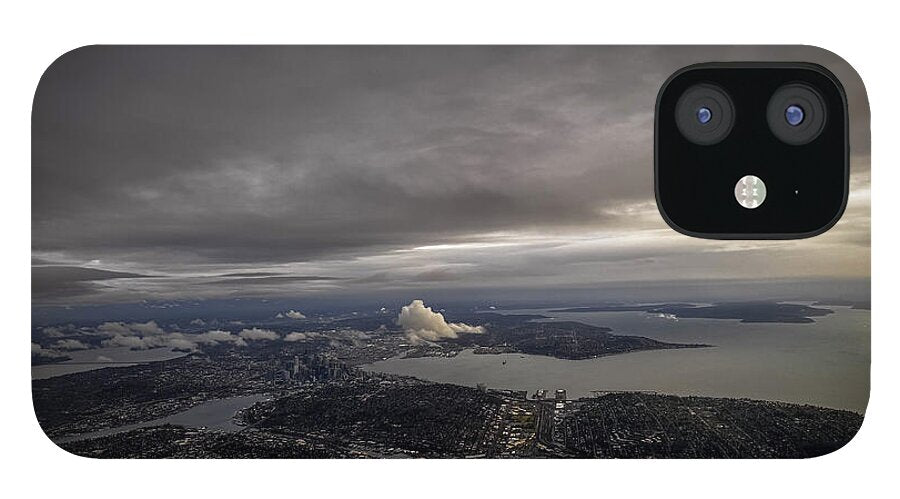 Above the city - Phone Case