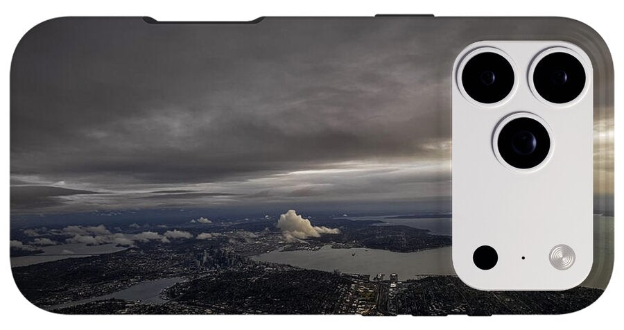Above the city - Phone Case