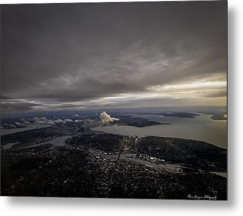 Above the city - Metal Print
