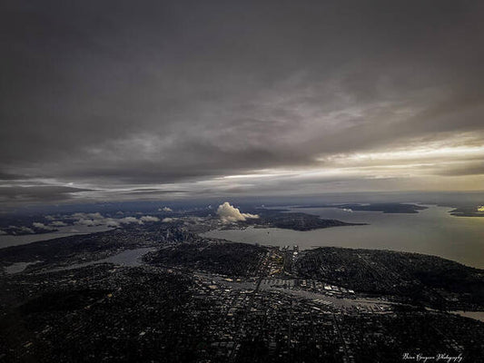 Above the city - Art Print