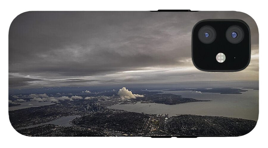 Above the city - Phone Case