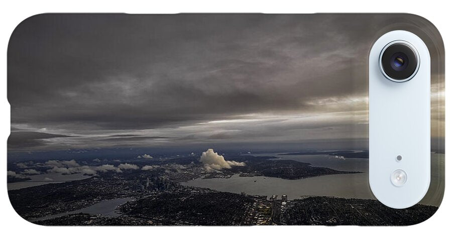 Above the city - Phone Case