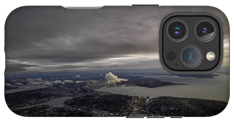 Above the city - Phone Case
