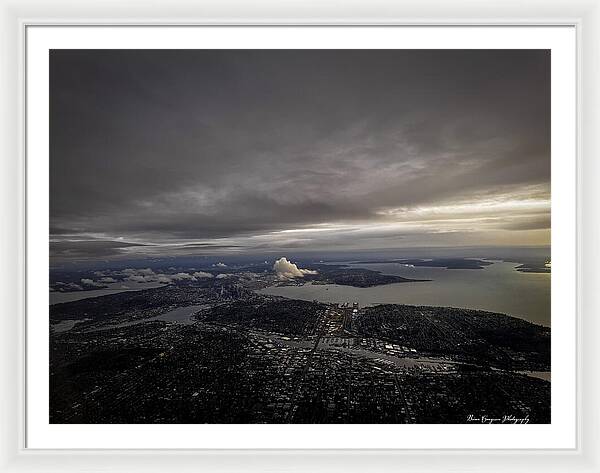 Above the city - Framed Print