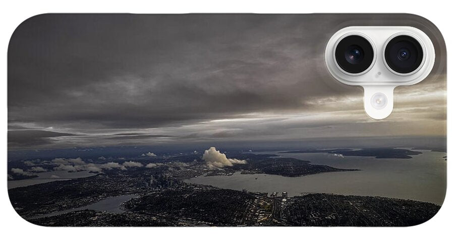 Above the city - Phone Case