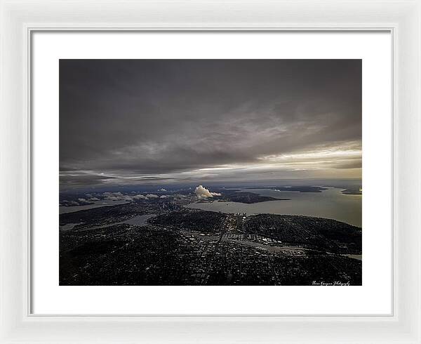 Above the city - Framed Print