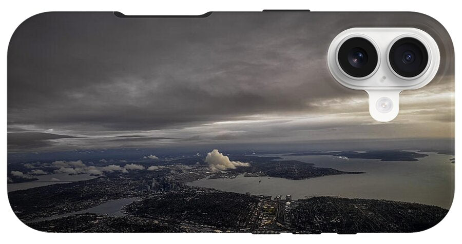 Above the city - Phone Case