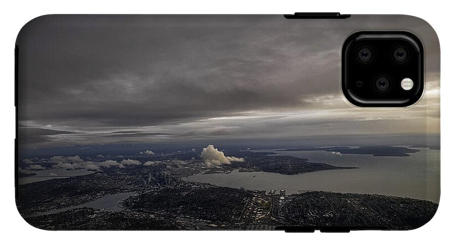 Above the city - Phone Case