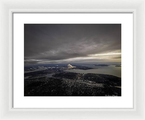 Above the city - Framed Print