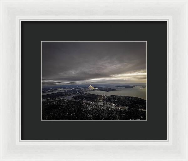 Above the city - Framed Print