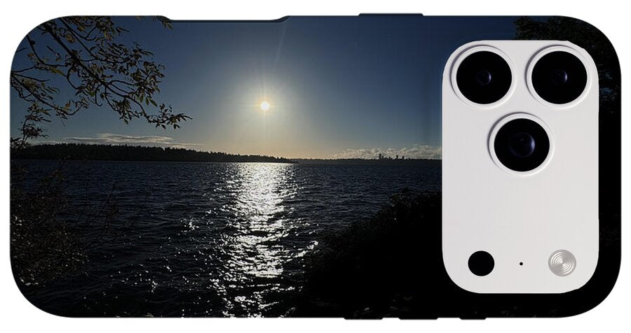 As the sun sets - Phone Case