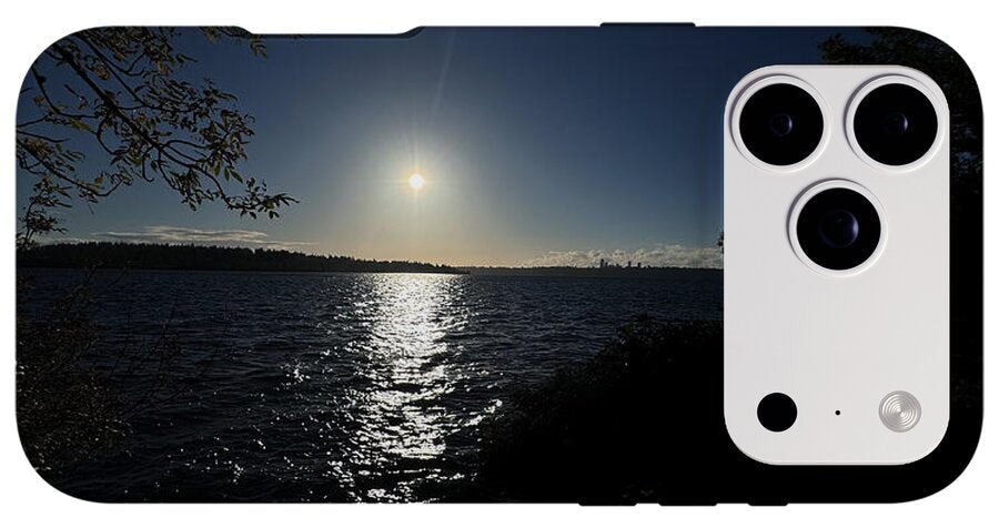 As the sun sets - Phone Case