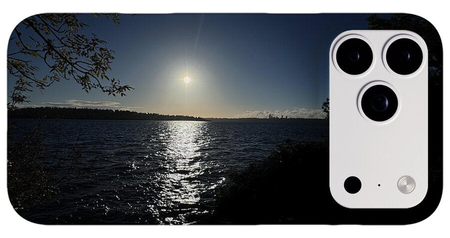 As the sun sets - Phone Case