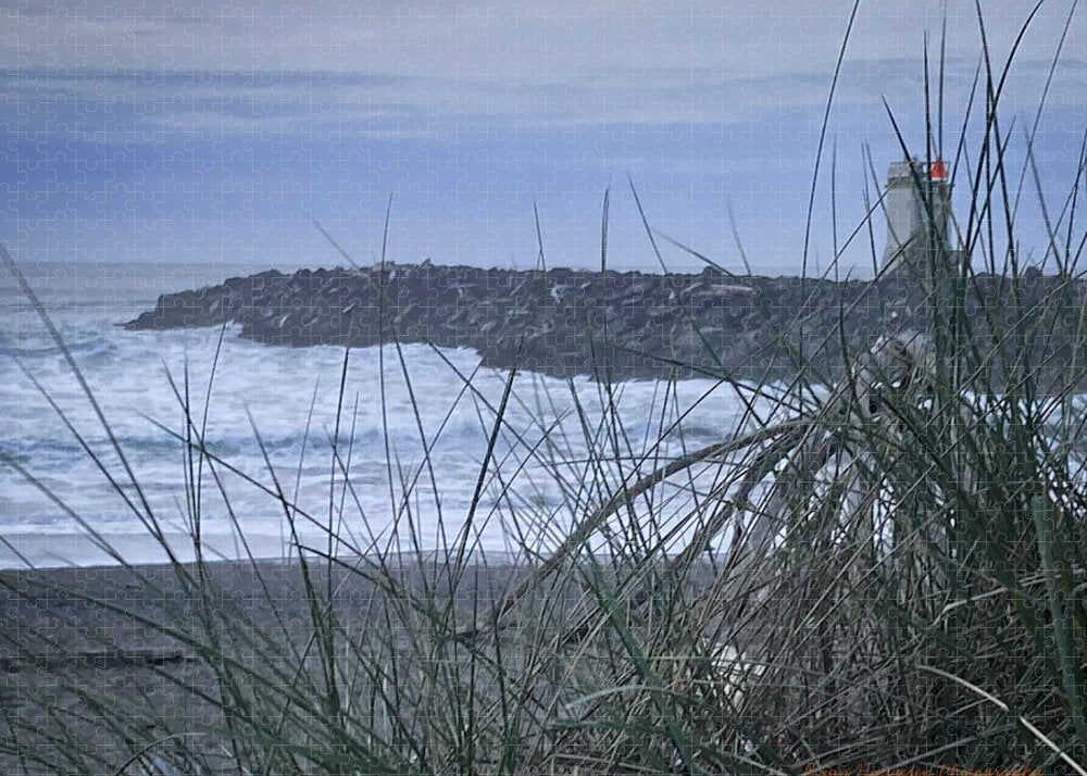 Bandon Oregon  light house - Puzzle