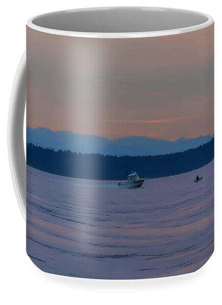Boating at sunset - Mug