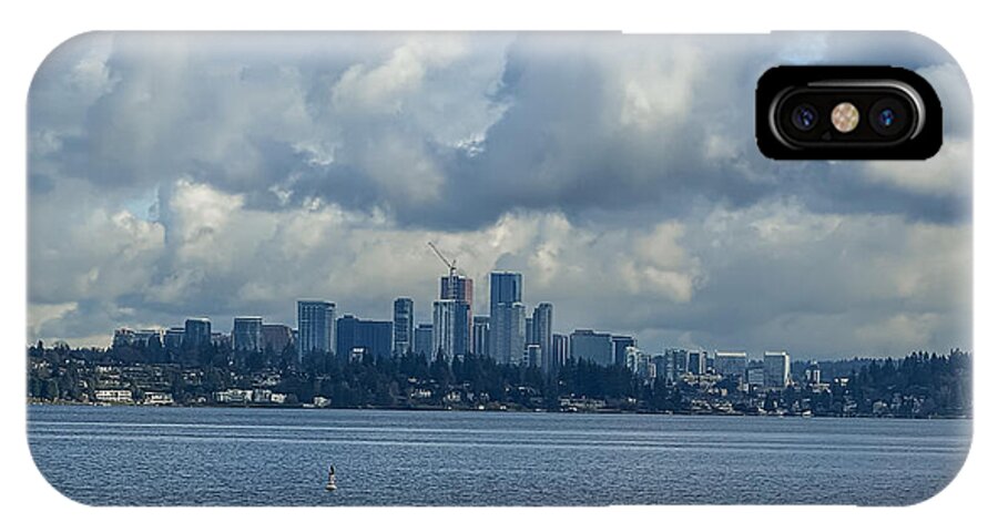 Clouds above the city - Phone Case