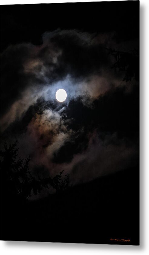 Clouds around the moon - Metal Print