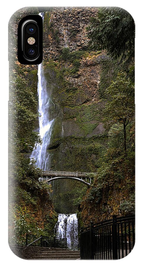 Different  view Multnomah Falls - Phone Case