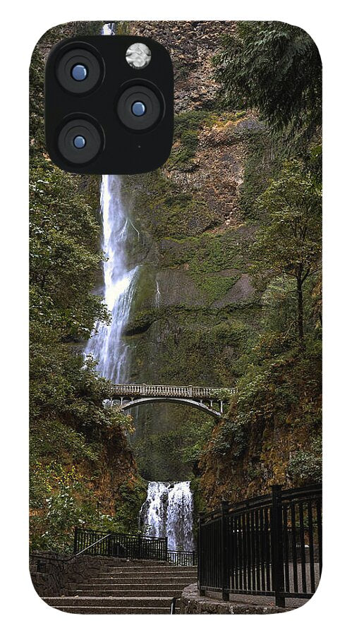 Different  view Multnomah Falls - Phone Case