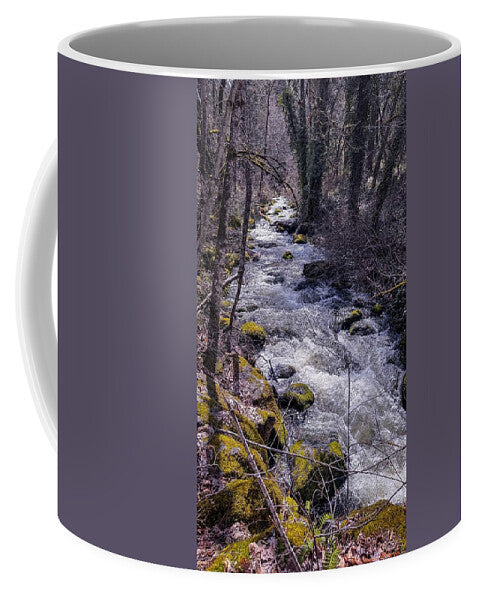 Flowing river - Mug
