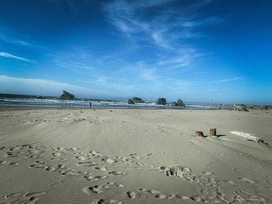 Foot prints in the sand - Art Print