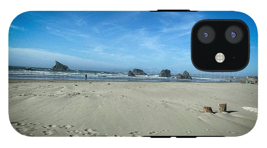 Foot prints in the sand - Phone Case
