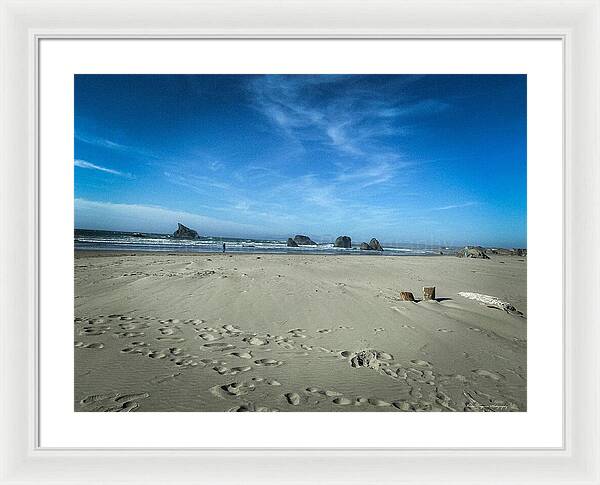 Foot prints in the sand - Framed Print