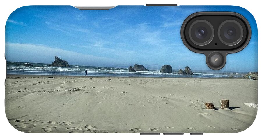 Foot prints in the sand - Phone Case