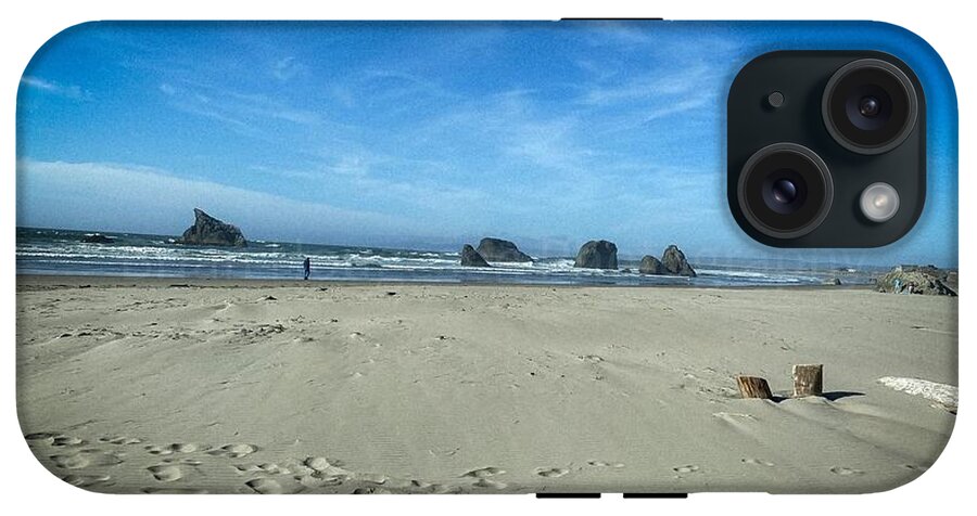 Foot prints in the sand - Phone Case