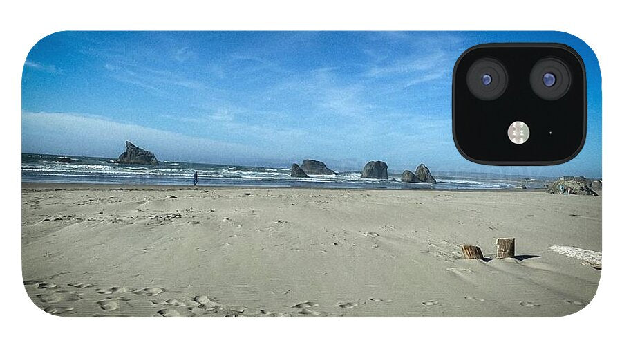 Foot prints in the sand - Phone Case