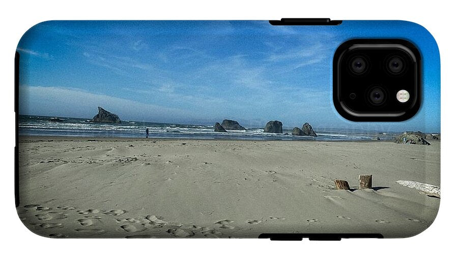 Foot prints in the sand - Phone Case