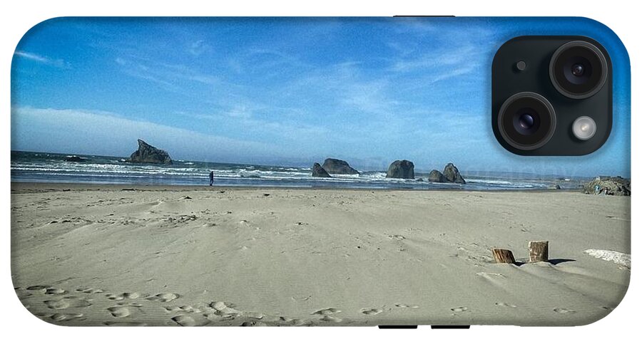 Foot prints in the sand - Phone Case