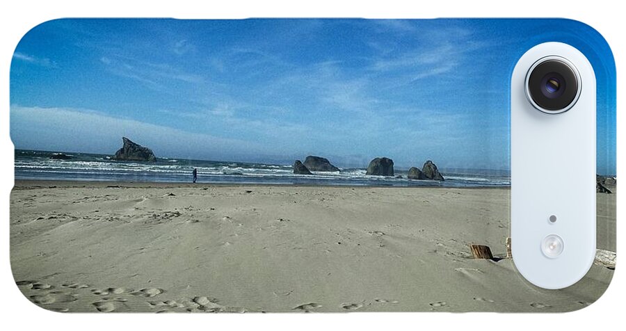 Foot prints in the sand - Phone Case