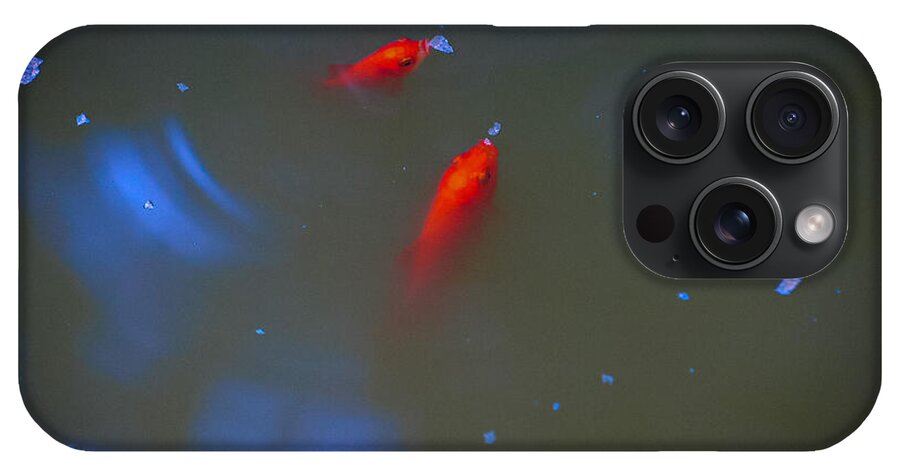 Gold fish eating - Phone Case