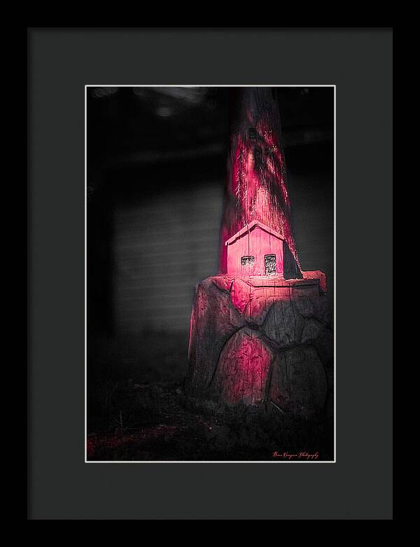 Light house pink - Framed Print