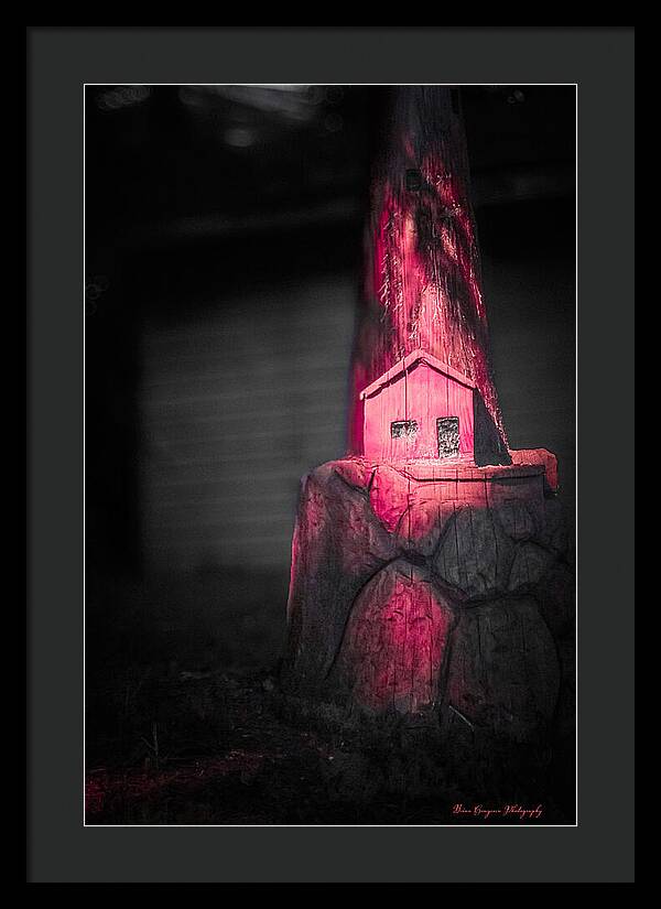 Light house pink - Framed Print
