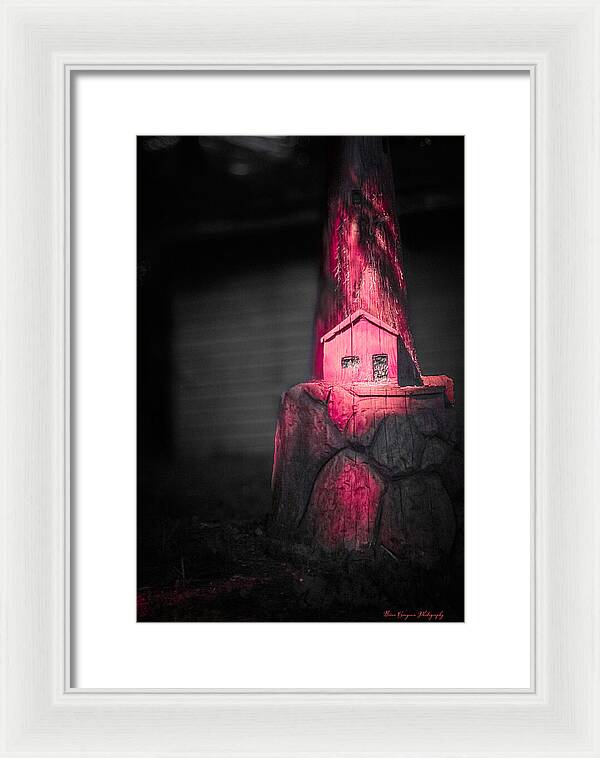 Light house pink - Framed Print