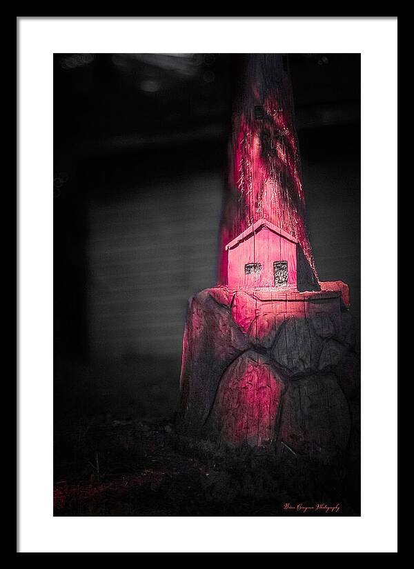 Light house pink - Framed Print