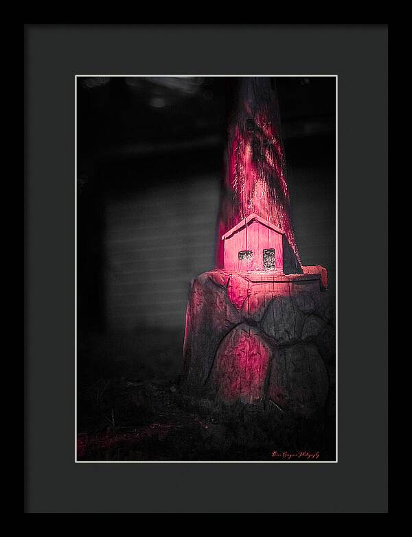 Light house pink - Framed Print