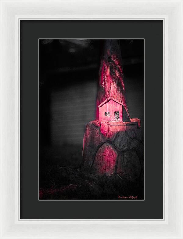 Light house pink - Framed Print