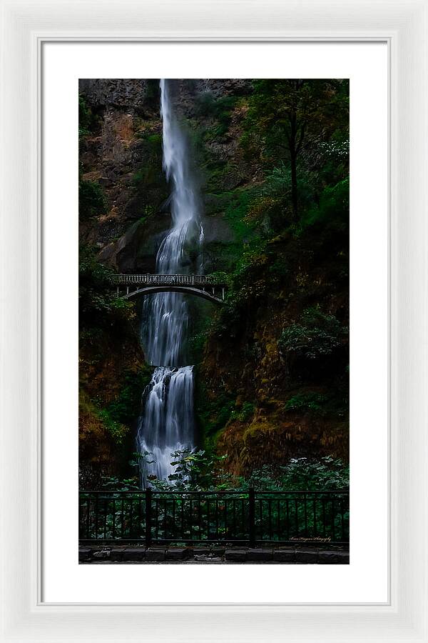 Multnomah Falls - Framed Print