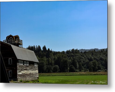 Old Barn - Metal Print
