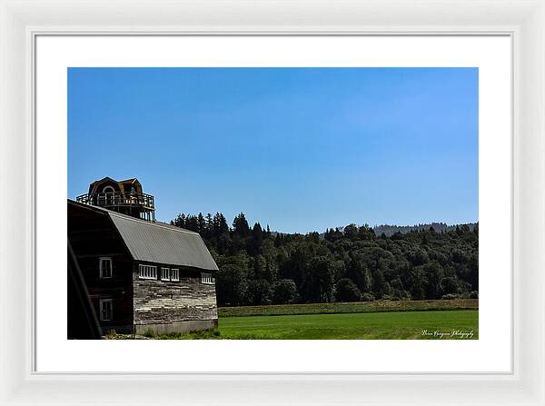 Old Barn - Framed Print